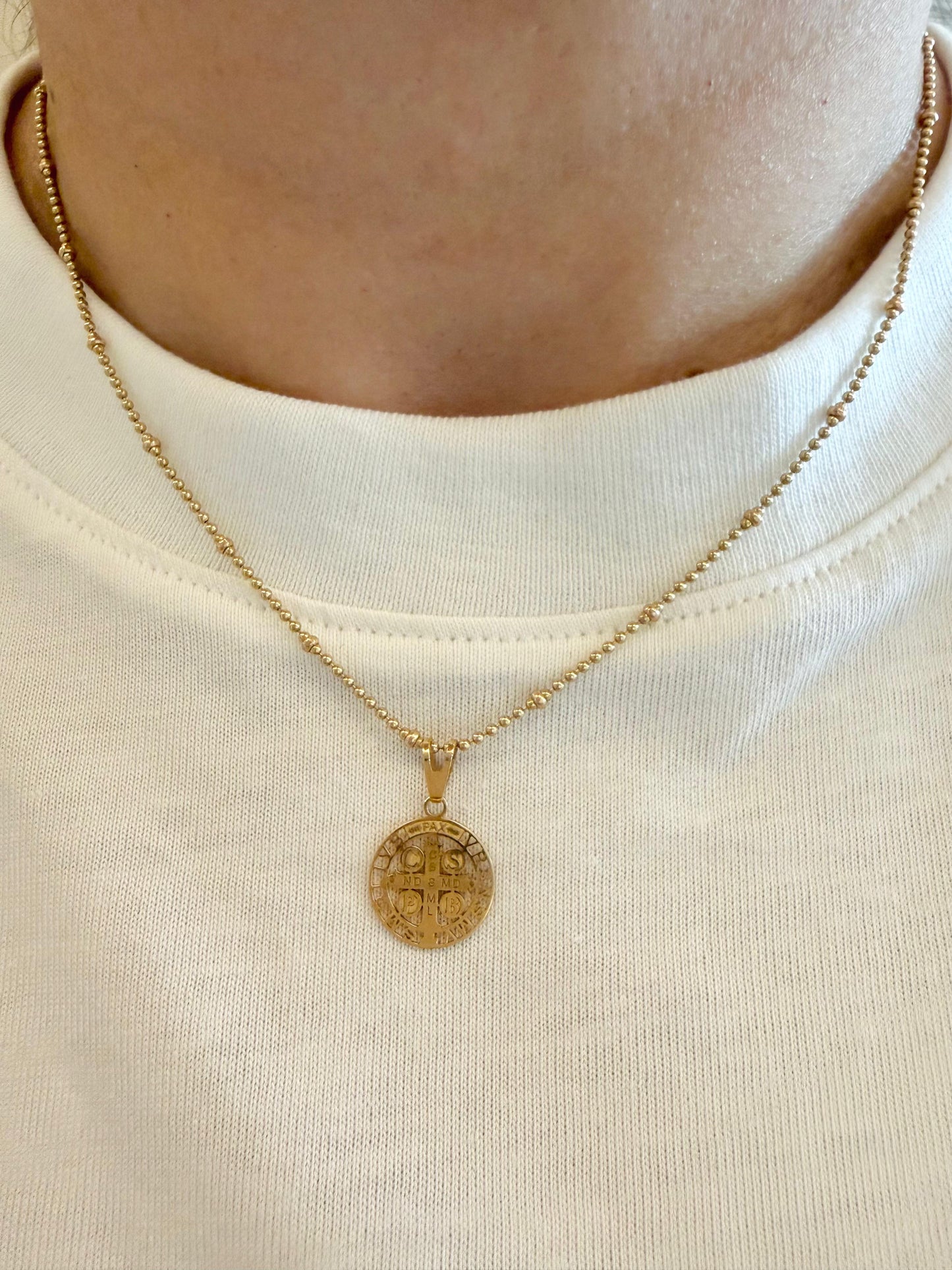 18K YG SAN BENITO MINI MEDAL CHARM