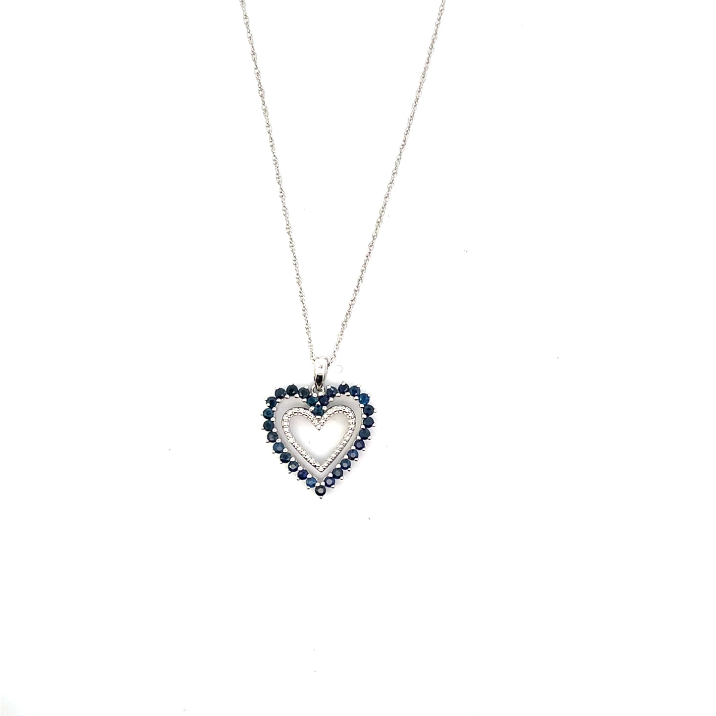 HEART WITH NATURAL SAPPHIRE AND NATURAL DIAMONDS