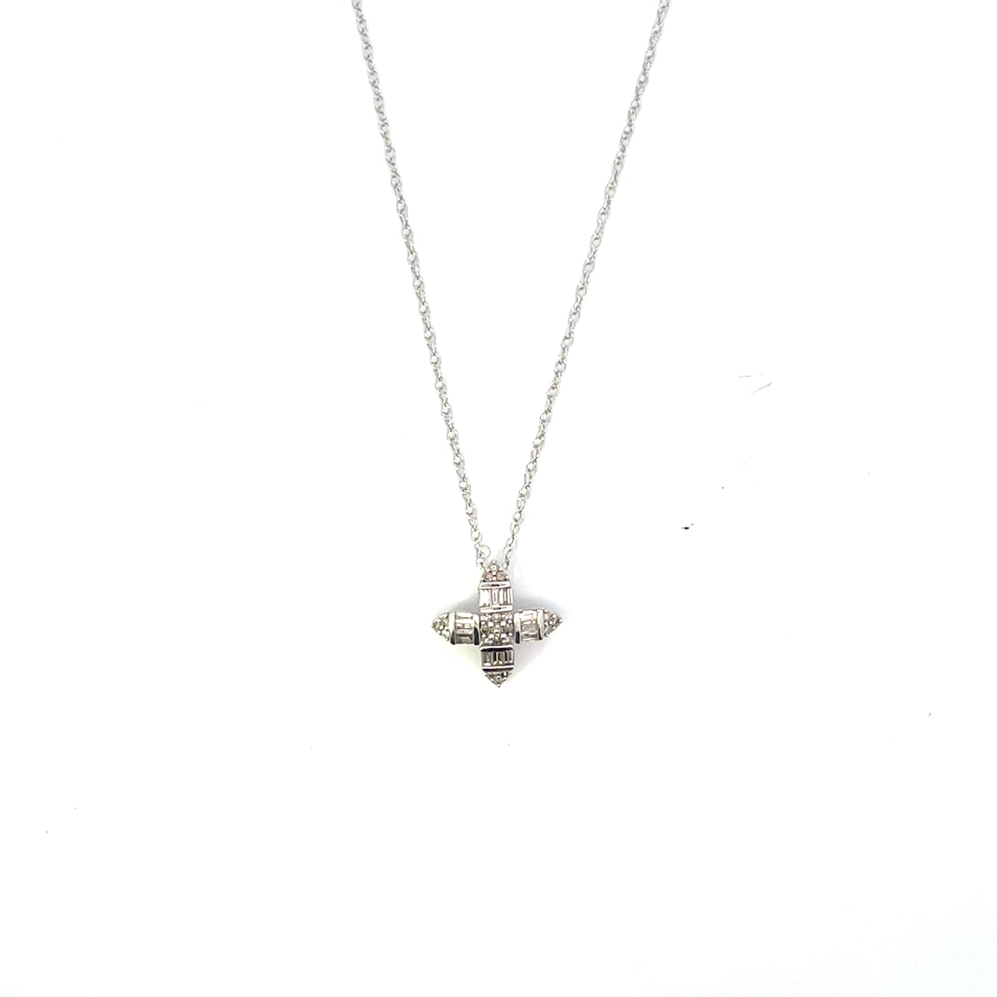 D-0.35CTW NATURAL BAGUETTE DIAMOND CROSS NECKLACE