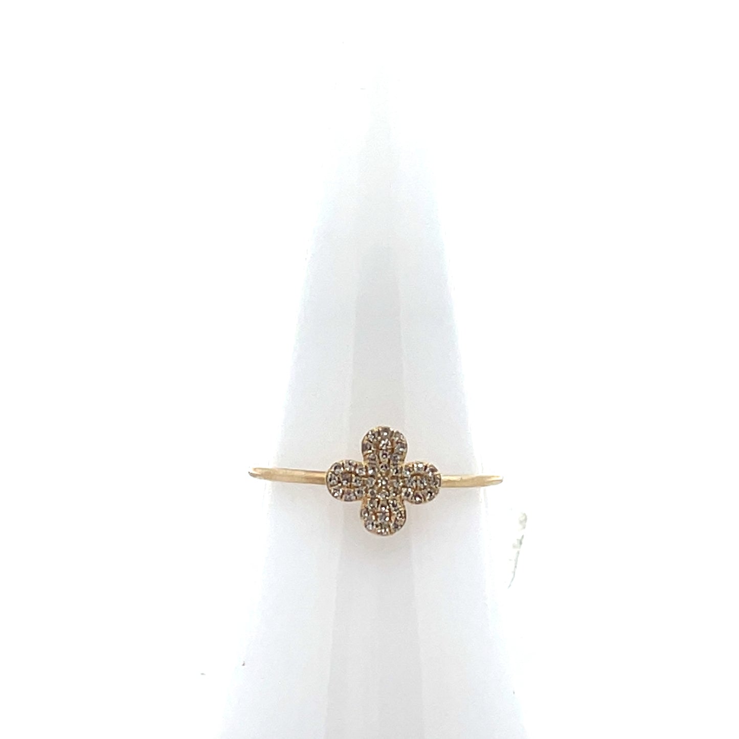 10K YG D-0.10CTW DIAMOND PAVE CLOVER RING