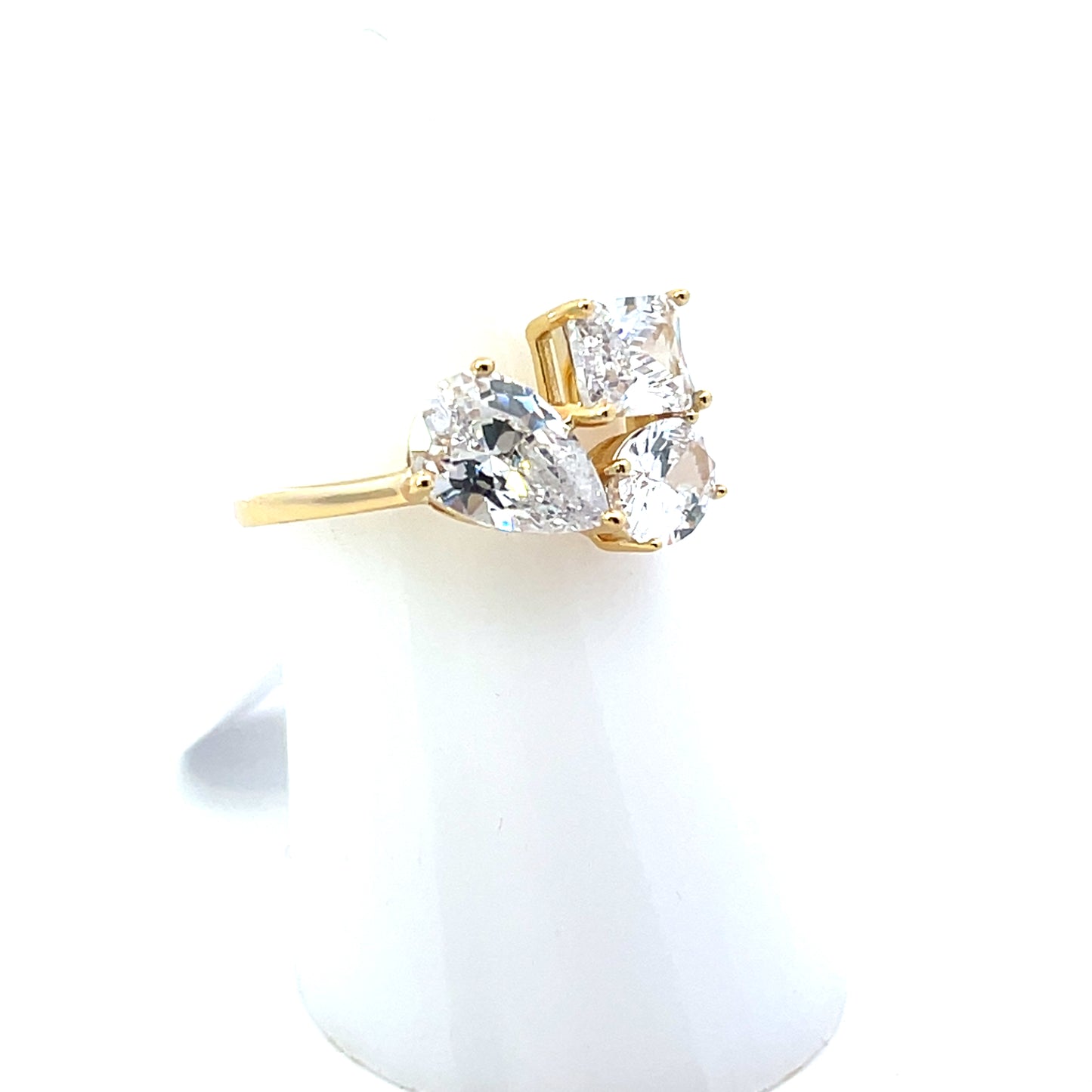 3 MULTISHAPE SOLITAIRE RING