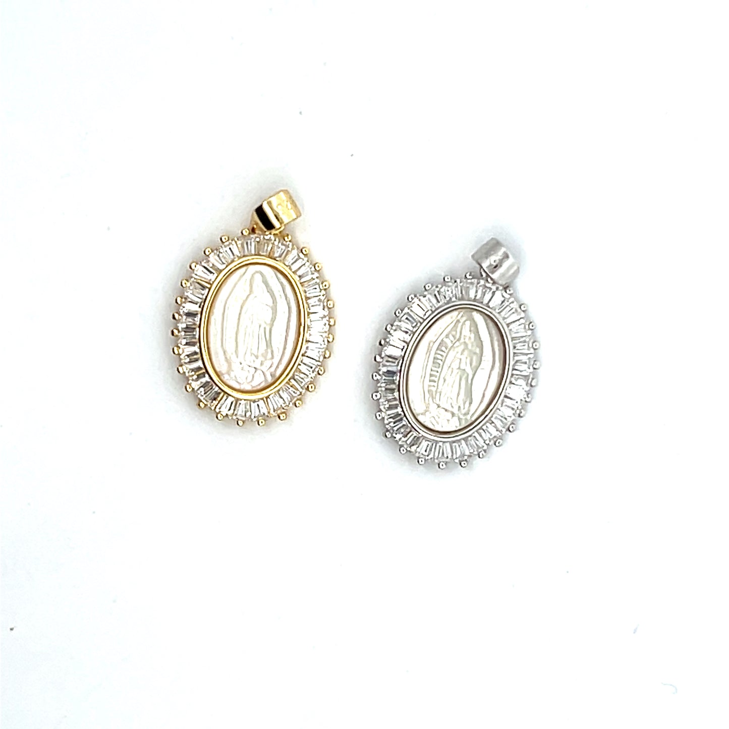 SMALL NACAR MEDALLION WITH BAGUETTE HALO