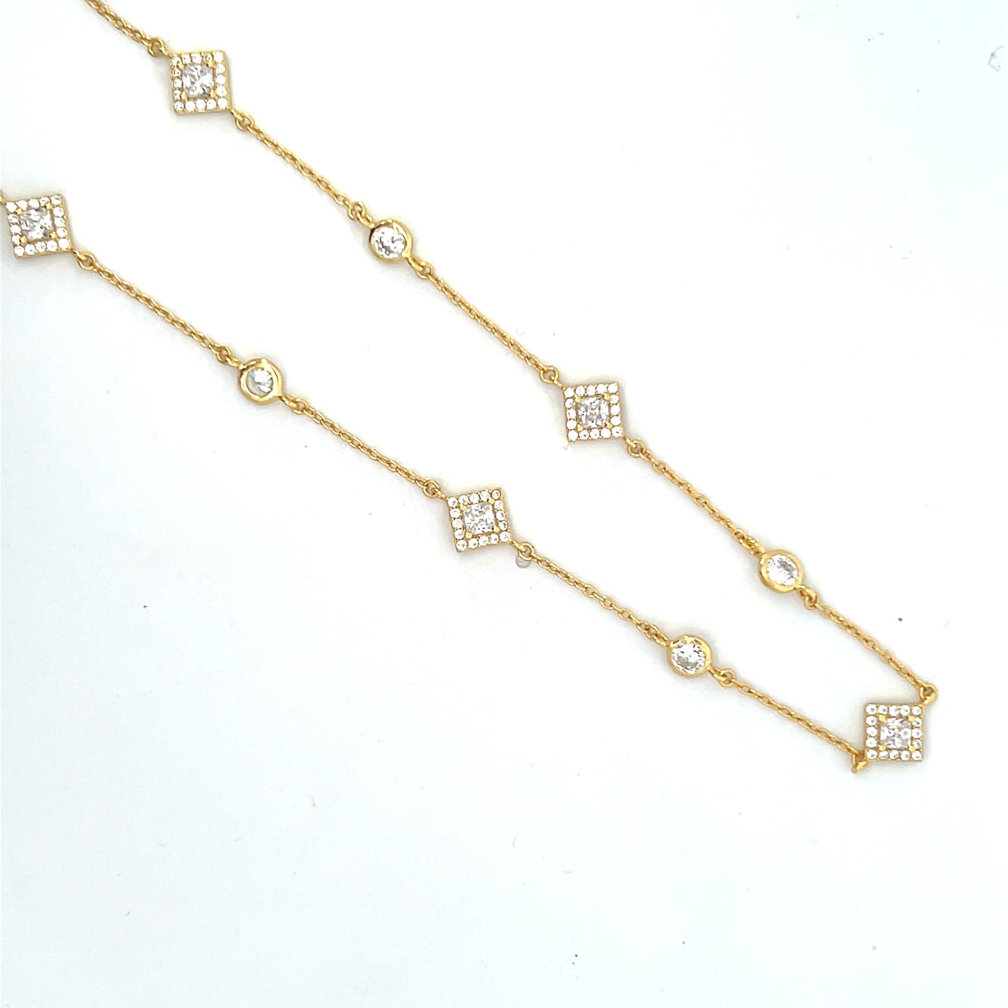 PRINCESS CUT WITH HALO CHARMS