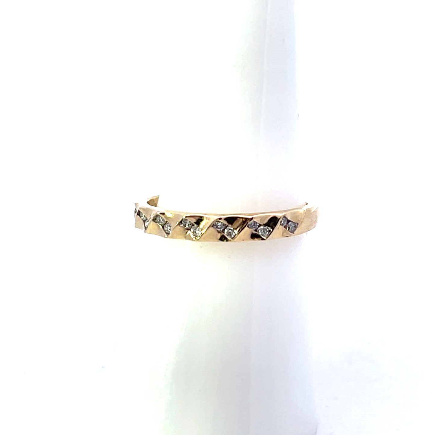 10K YG D-0.10CTW ZIGZAG WAVY DIAMOND RING