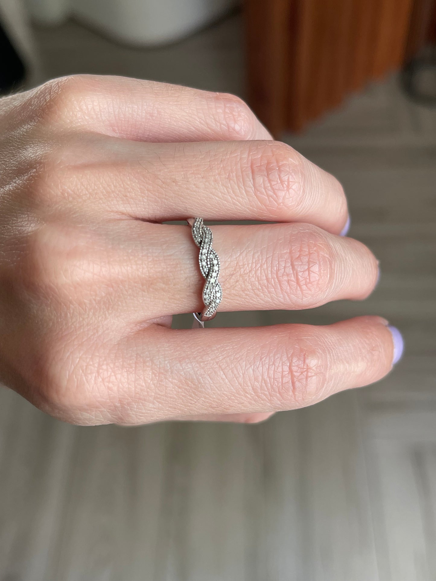 10K 0.10CTW DIAMOND BRAIDED BAND