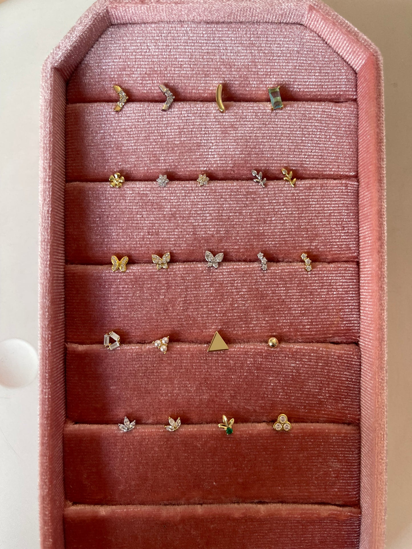 MICROSTUDS 2