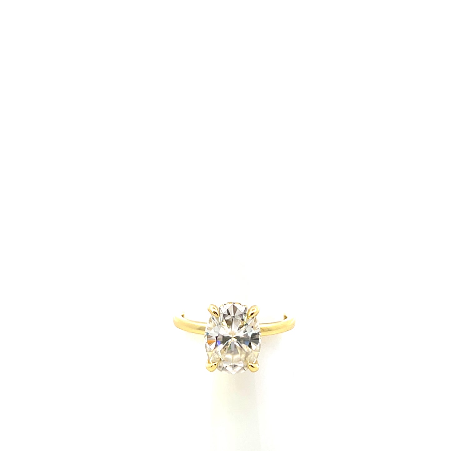 OVAL SOLITAIRE ENGAGEMENT RING WITH MOSANITE SGP