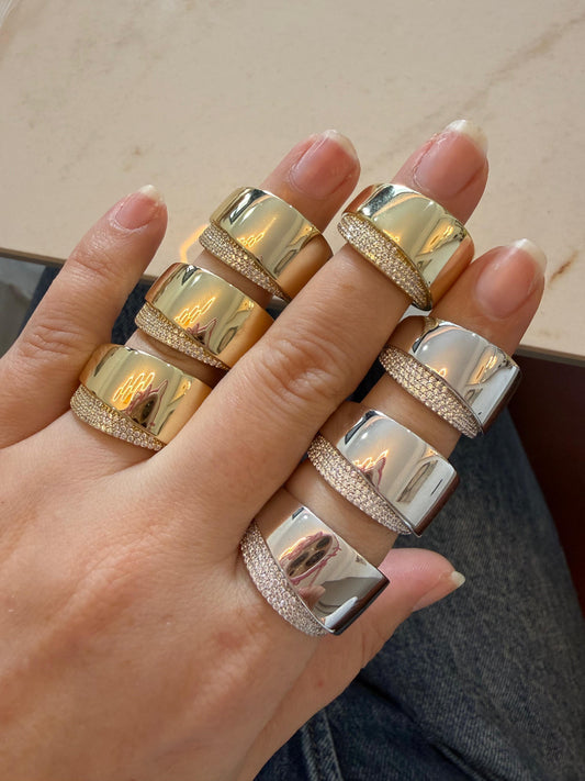 CHUNKY SOLID RING WITH PAVE