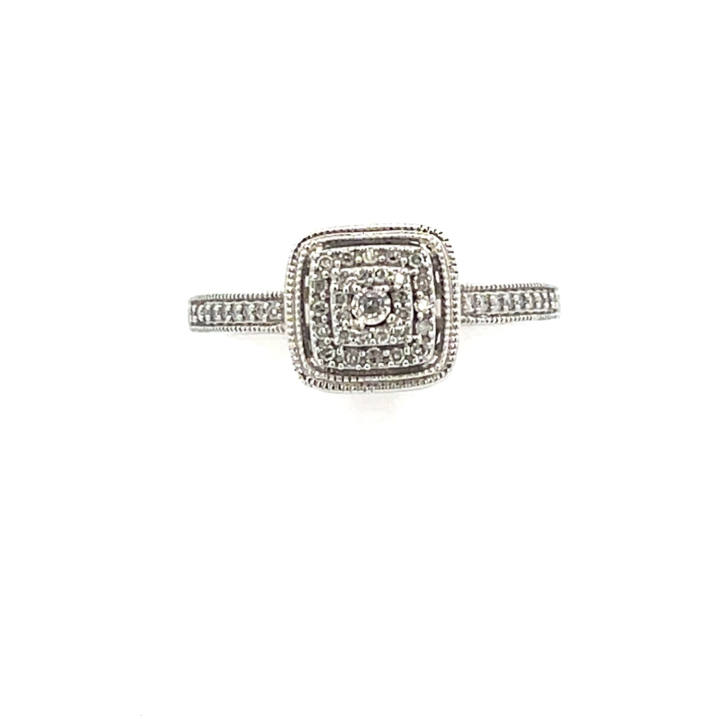 SQUARE RING WITH NATURAL DIAMONDS