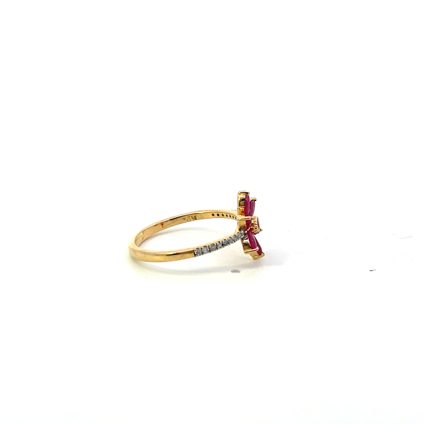 10K YG SINGLE RUBY FLOWER WITH D-0.07CTW RING