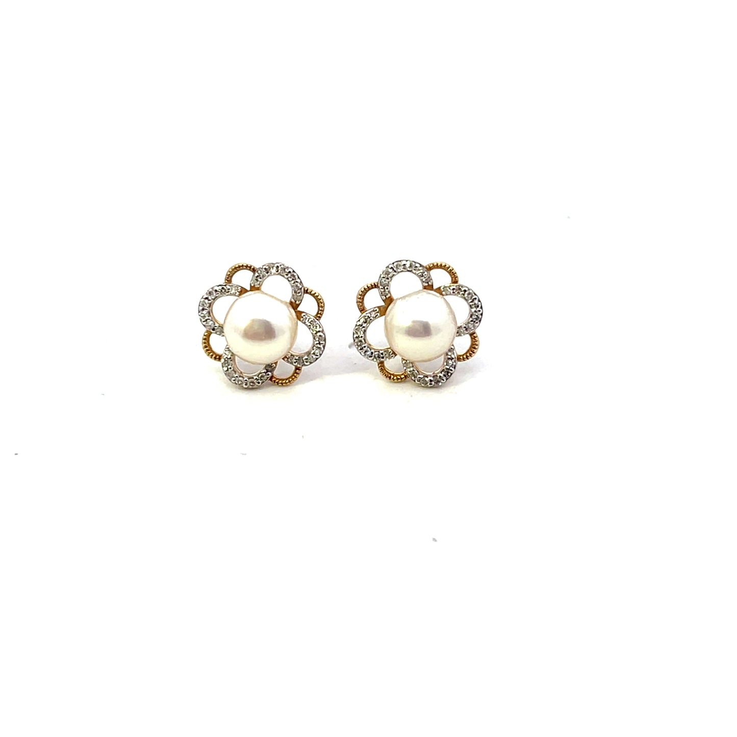 10K YG D-0.08 CTW PEARL FLOWER WITH DIAMOND STUD EARRINGS