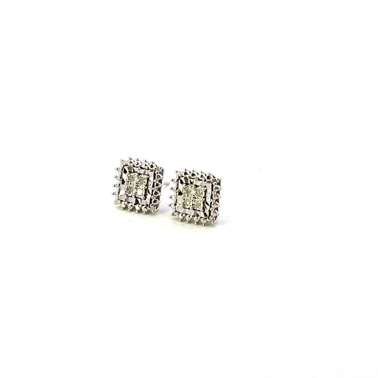 D-1.00CTW LAB DIAMOND LGD  SQUARE  PAVE STUDS