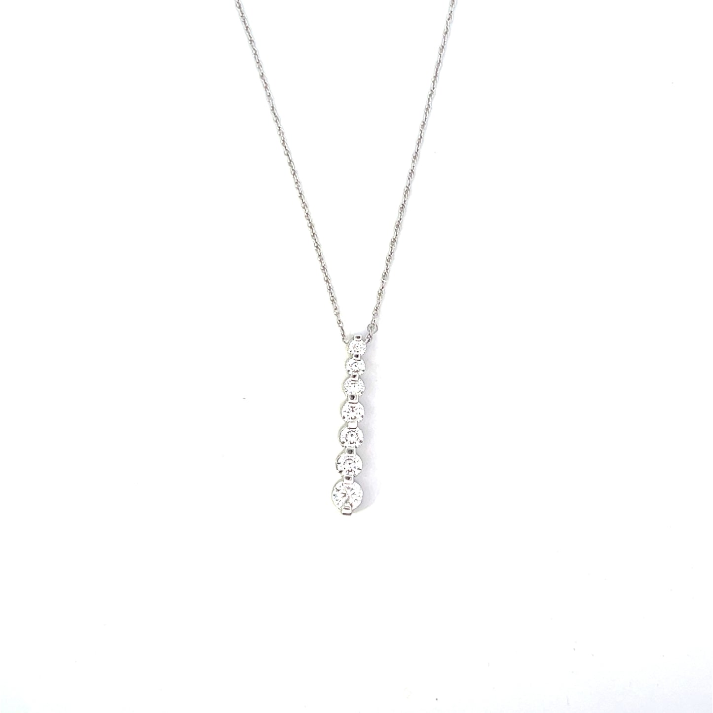 D-1.00 CTW LAB DIAMOND LGD SOLITAIRE LARIAT