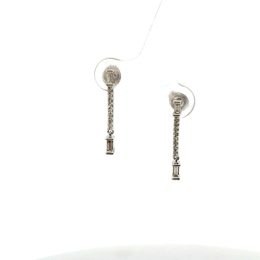 D-0.18 CTW DIAMOND BAR EARRINGS