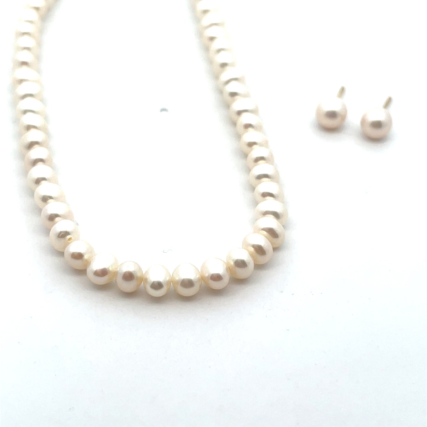 14K YG ALL AROUND MEDIUM PEARL NECKLACE 18" WITH EARRINGS