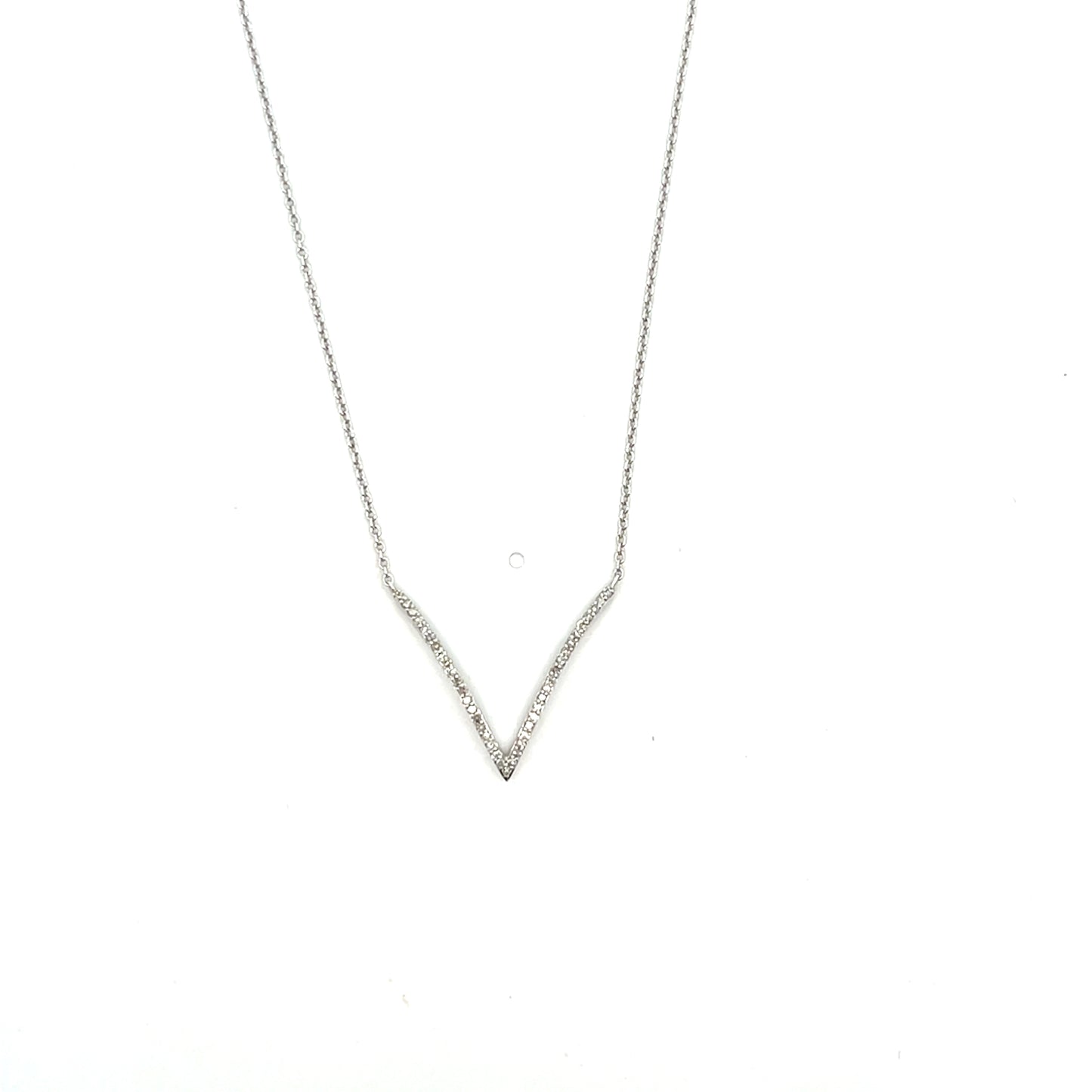 10K WG D-0.18CTW DIAMOND V SHAPE NECKLACE