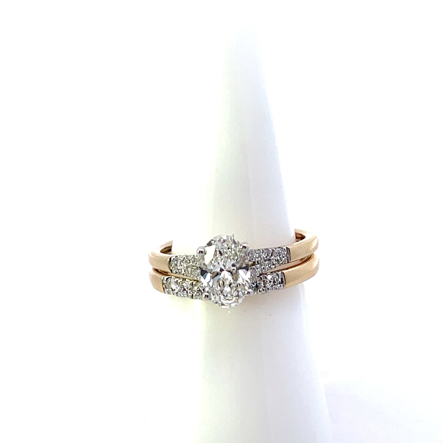 14K YG D-1.50CTW 1.02CT LAB DIAMOND OVAL BRIDAL DUO SET WITH PAVE BAND ENGAGEMENT RING