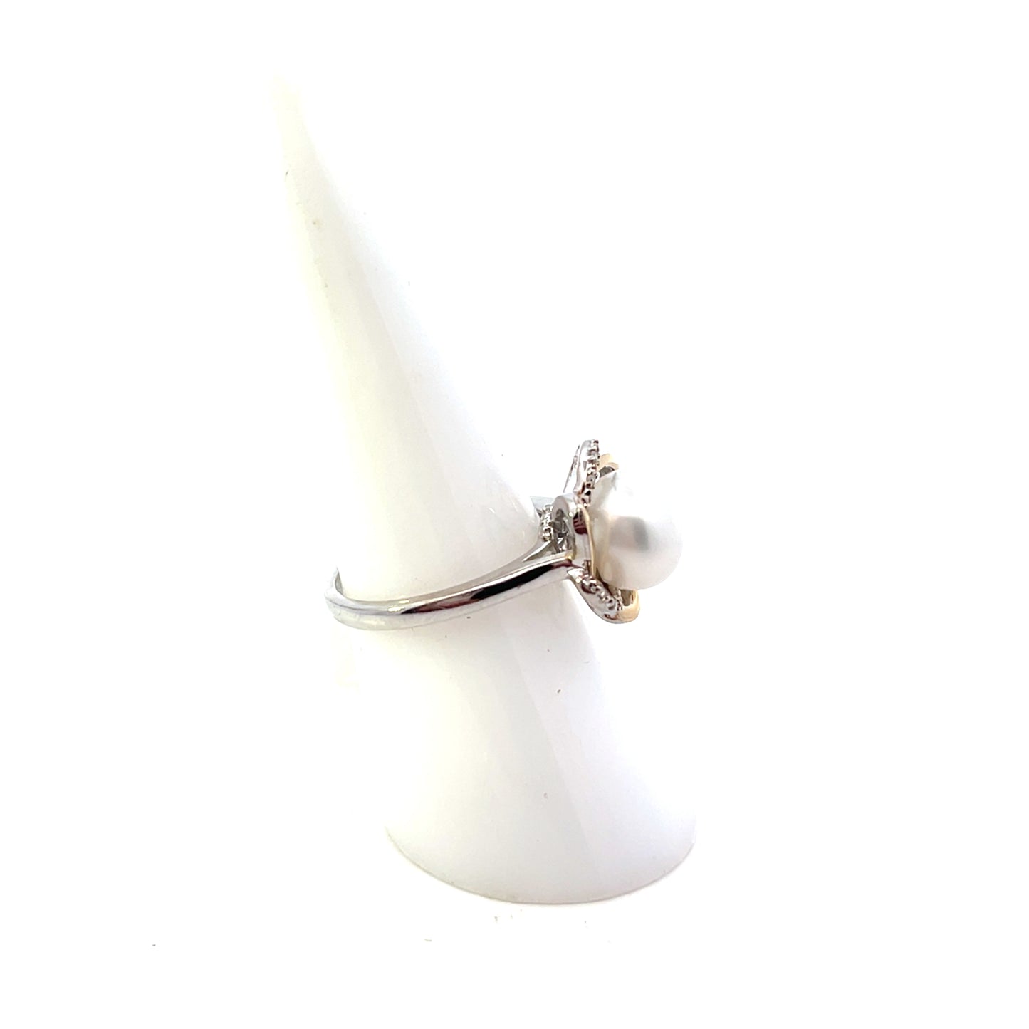 NATURAL DIAMOND FLOWER PEARL NECKLACE AND RING SET (7)