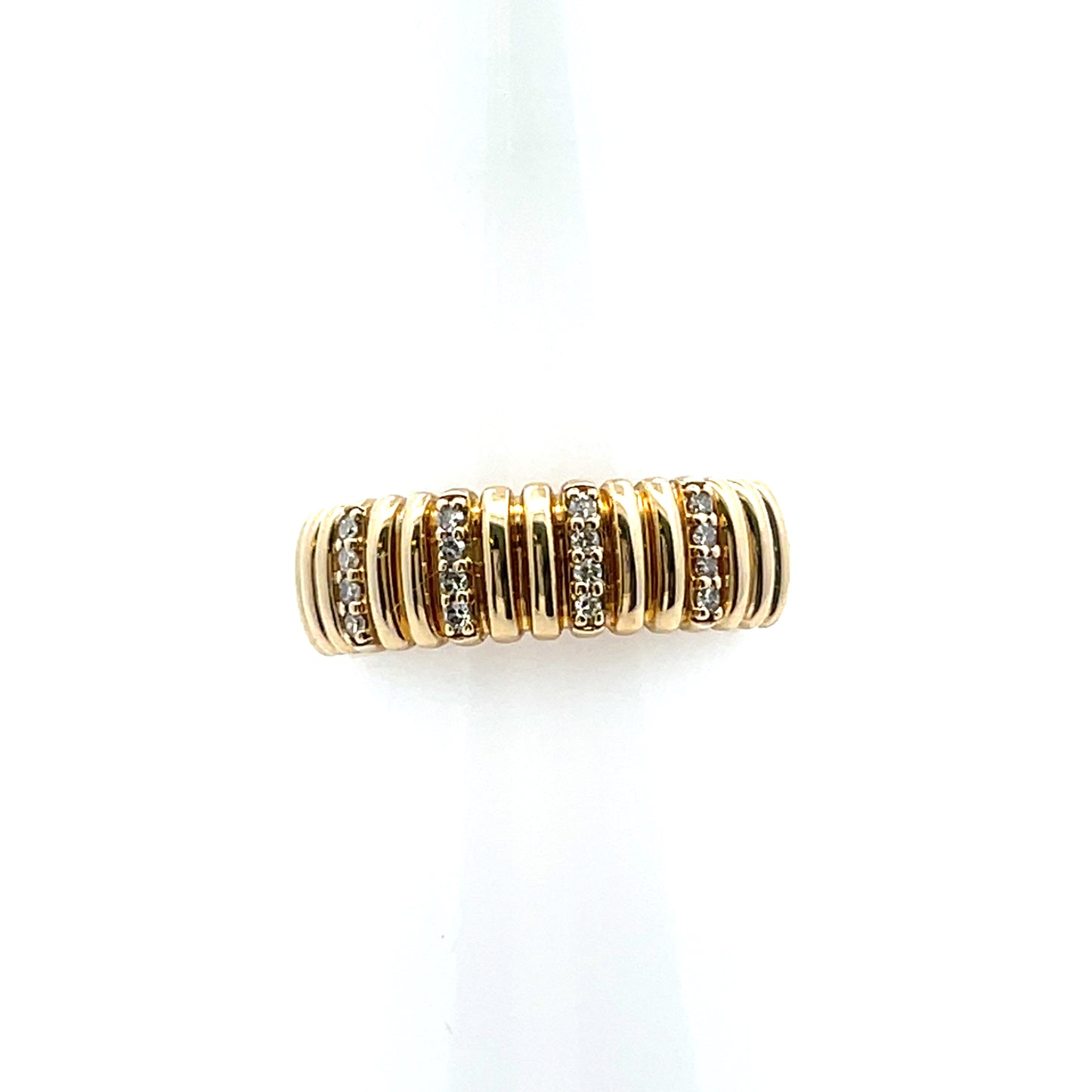 10K YG D-0.15CTW FLUTED AND DIAMOND RING
