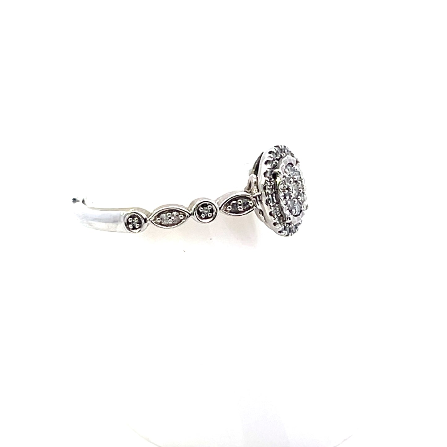 10K WG D-0.20 ENGAGEMENT RING OVAL WITH HALO AND BEZEL BAND