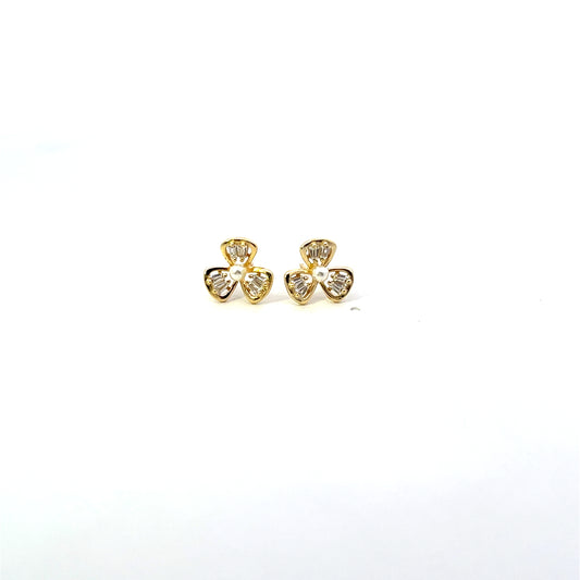CLOVER WITH PEARL AND BAGUETTE STUD EARRINGS