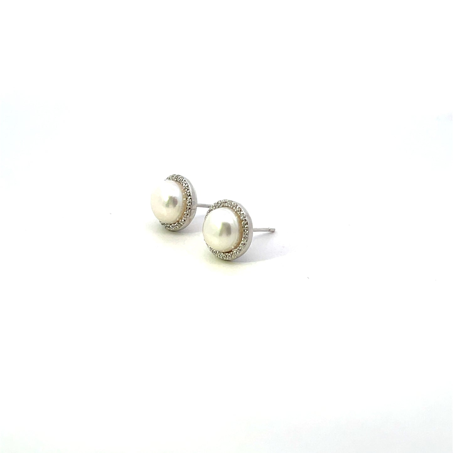 MEDIUM NATURAL PEARL WITH HALO SILVER