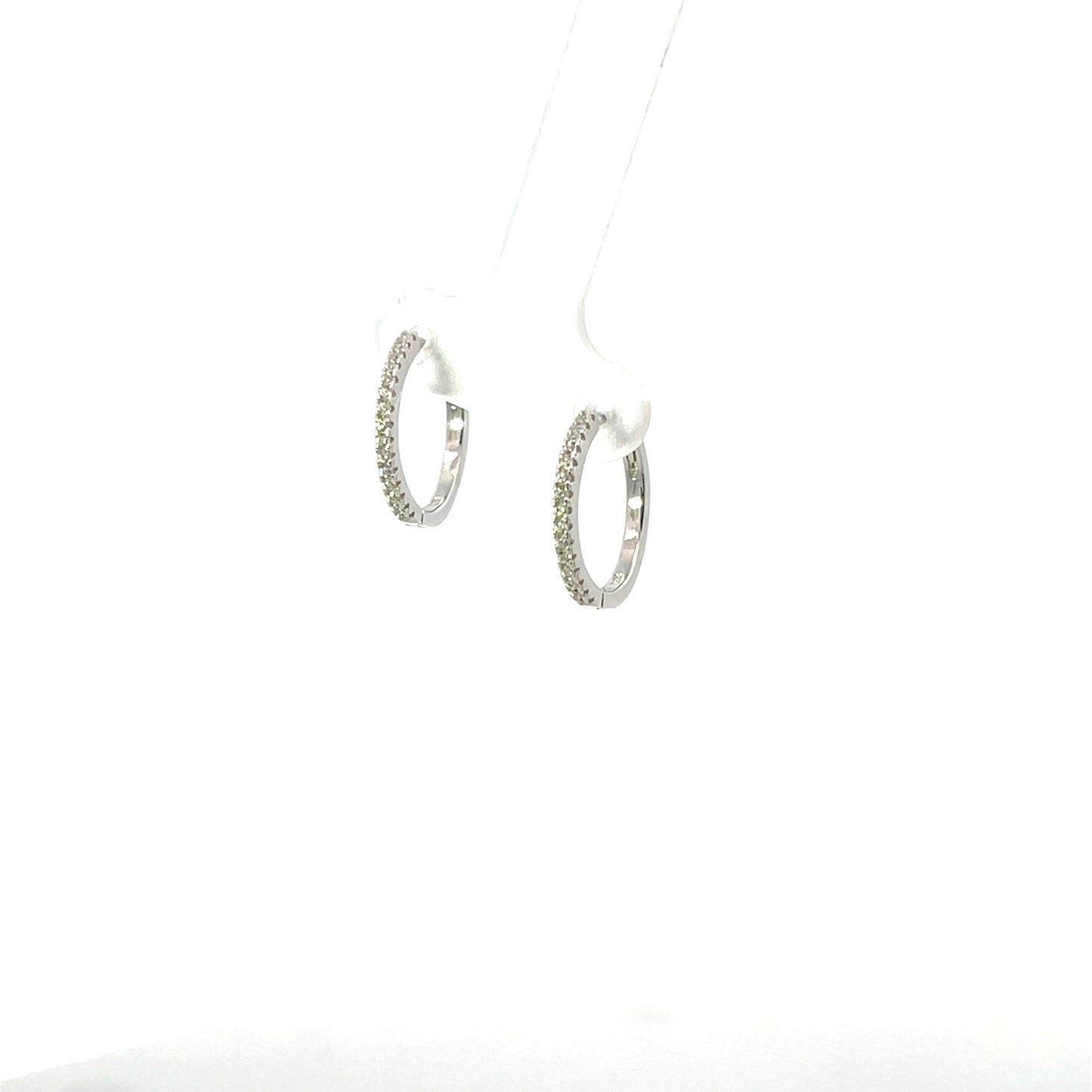 BASIC PAVE MEDIUM HOOPS SILVER