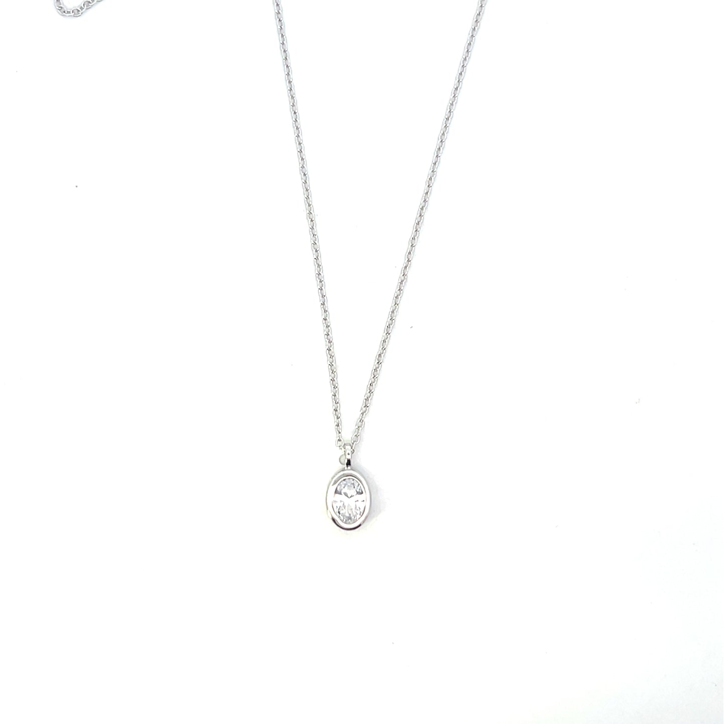 OVAL SOLITAIRE BEZEL NECKLACE SILVER