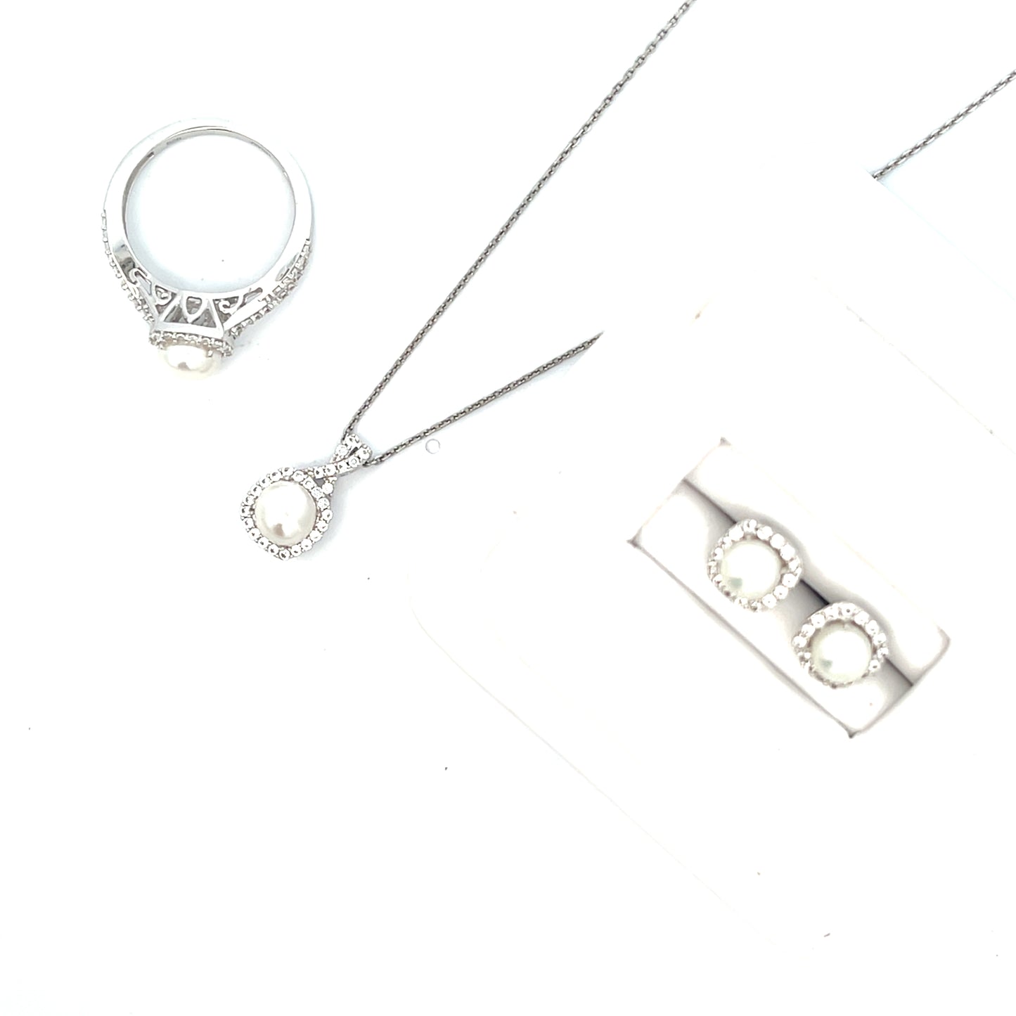 SET NECKLACE RING AND EARRING PEARL WHITE TOPAZ