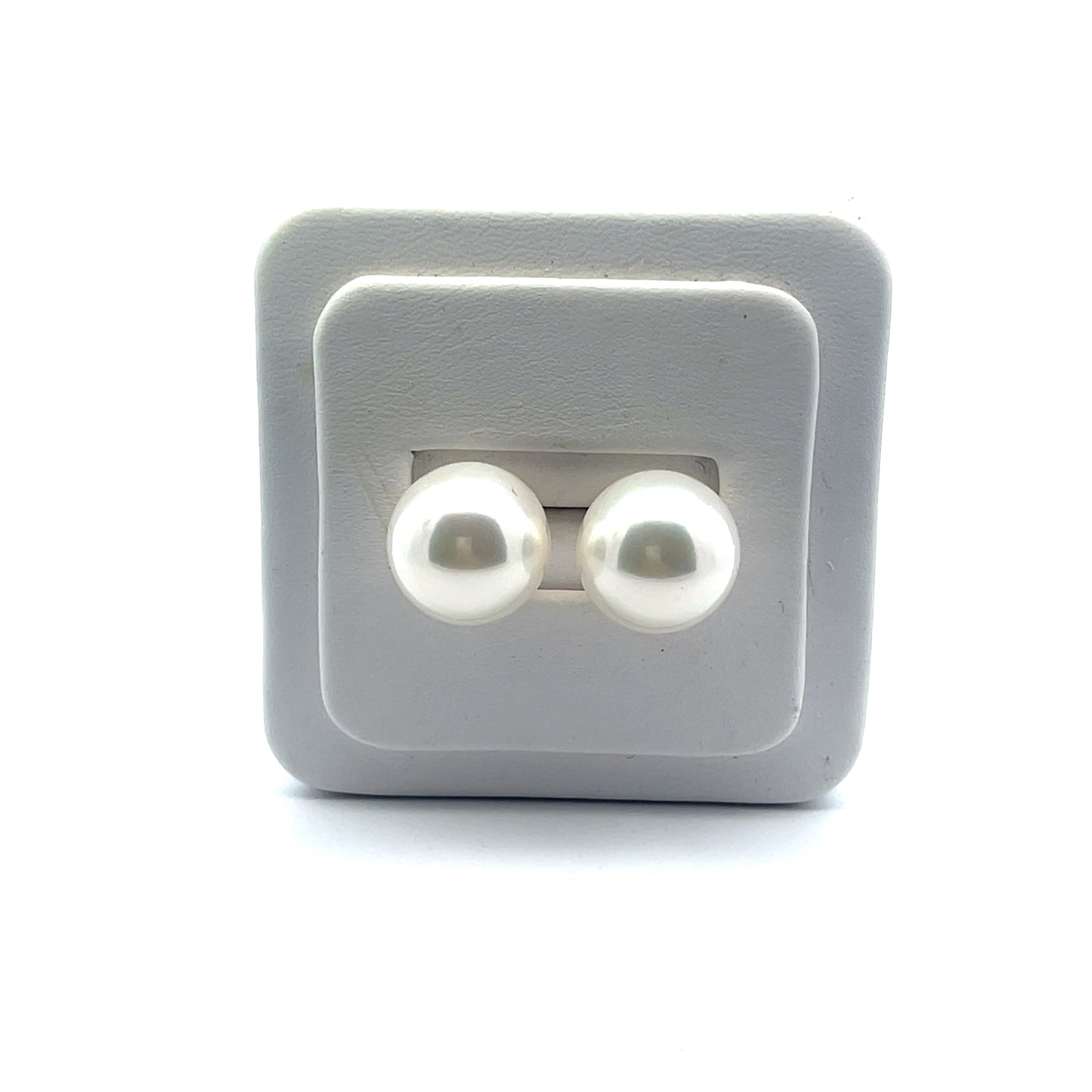 BASIC BIG ROUND PEARL STUDS (SYNTHETIC)