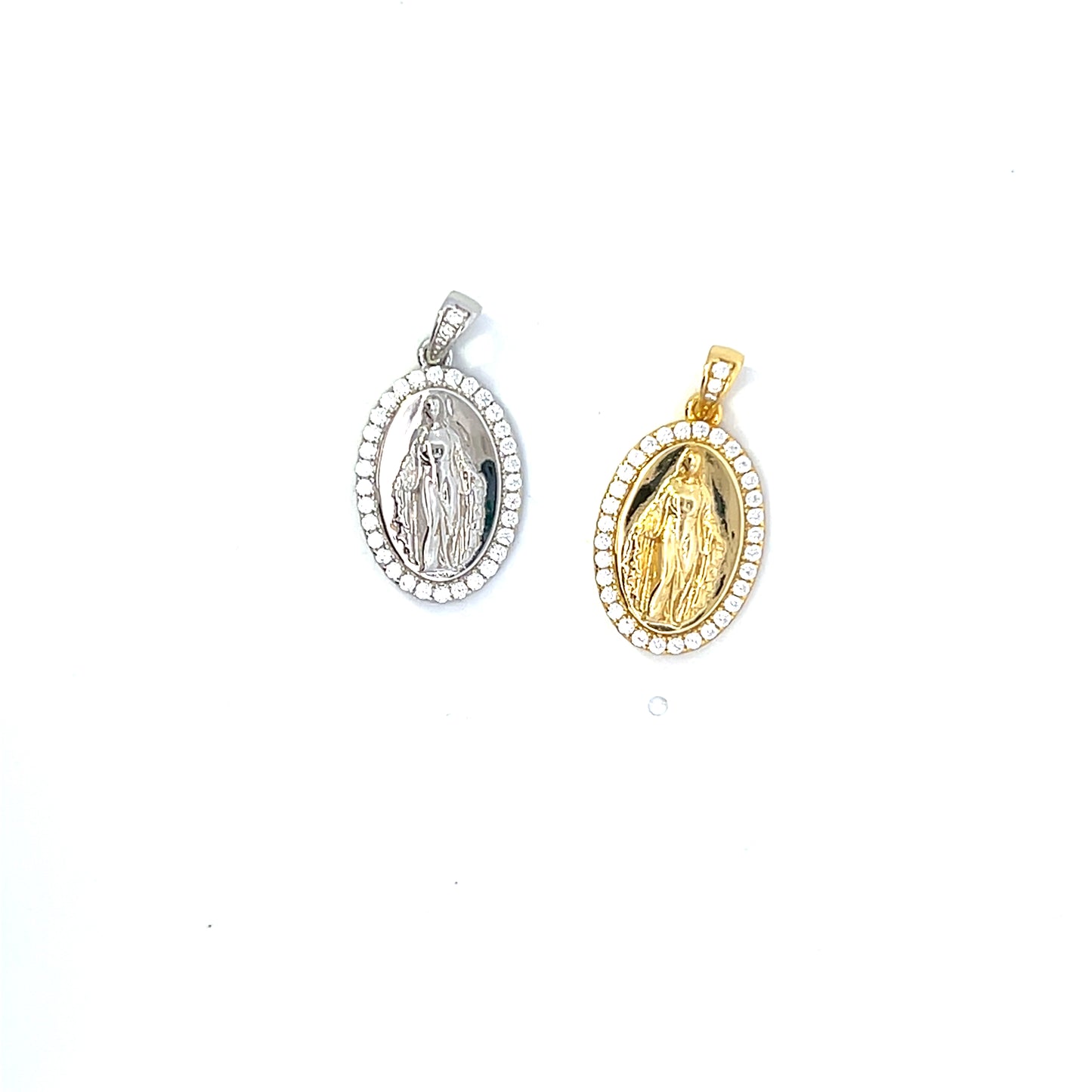 SMALL MEDALLION WITH HALO