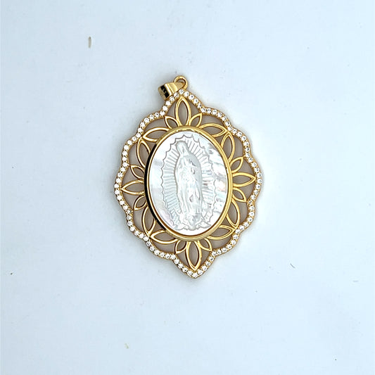 BIG NACAR MEDALLION WITH BIG VINTAGE HALO