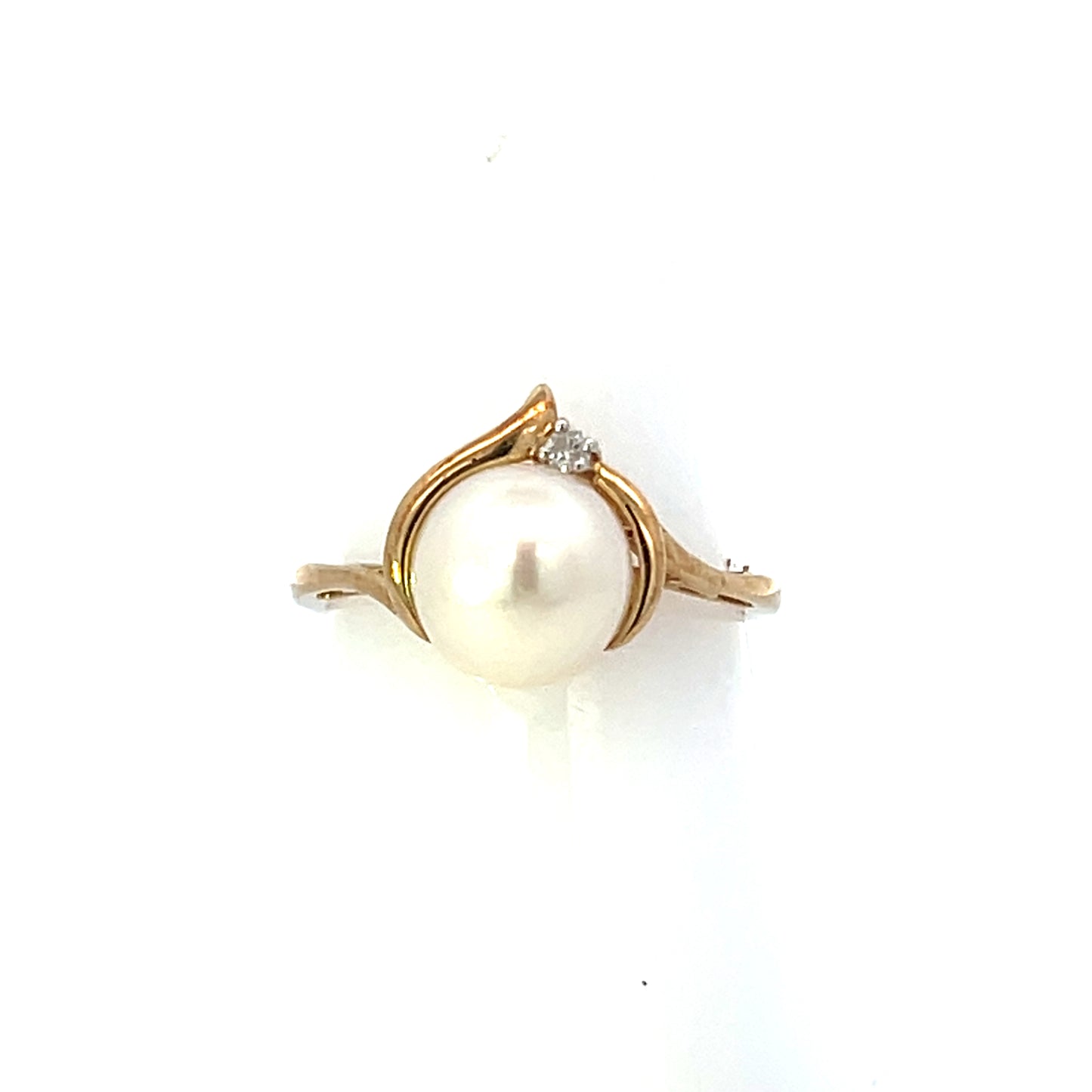 10K PEARL AND DIAMOND RING