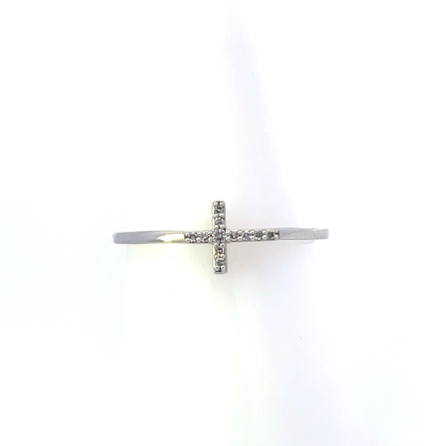 10K SIDE DIAMOND CROSS
