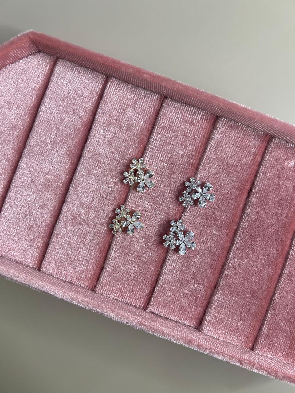 3-FLOWER CZ STUD